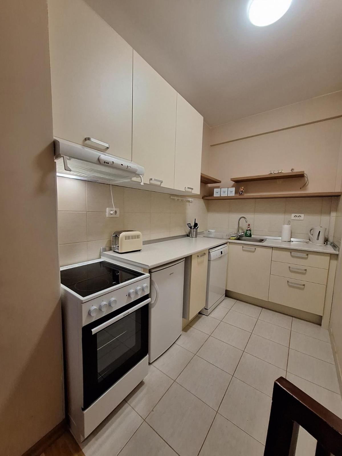 San Apartman Čačak Kültér fotó